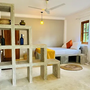 https://villa-living.kandyhotelsnow.com